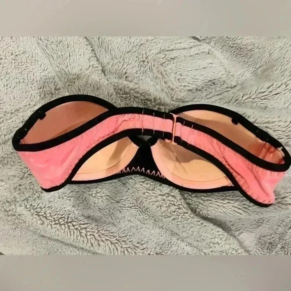 Victoria’s Secret strapless Y2K bikini top Color block w/ embroidered edge 32B - Picture 4 of 5